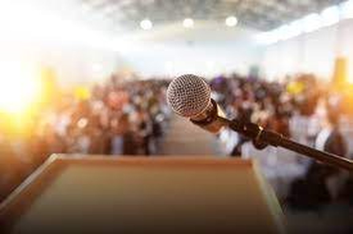 Public Speaking Mastery for Career Advancement