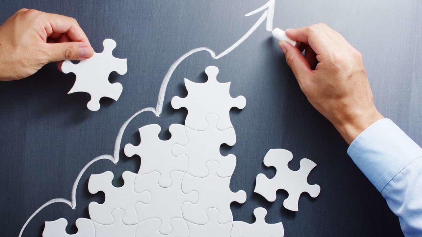 Mastering Modern Leadership: Key Strategies for Sustainable Excellence