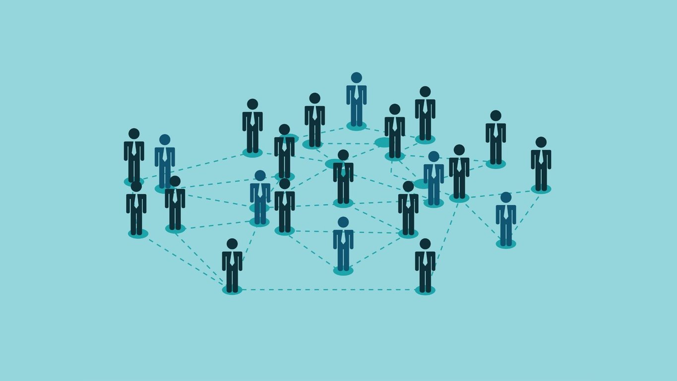 استراتيجيات التواصل المهني في العصر الرقمي: بناء العلاقات الاحترافية عبر الإنترنت