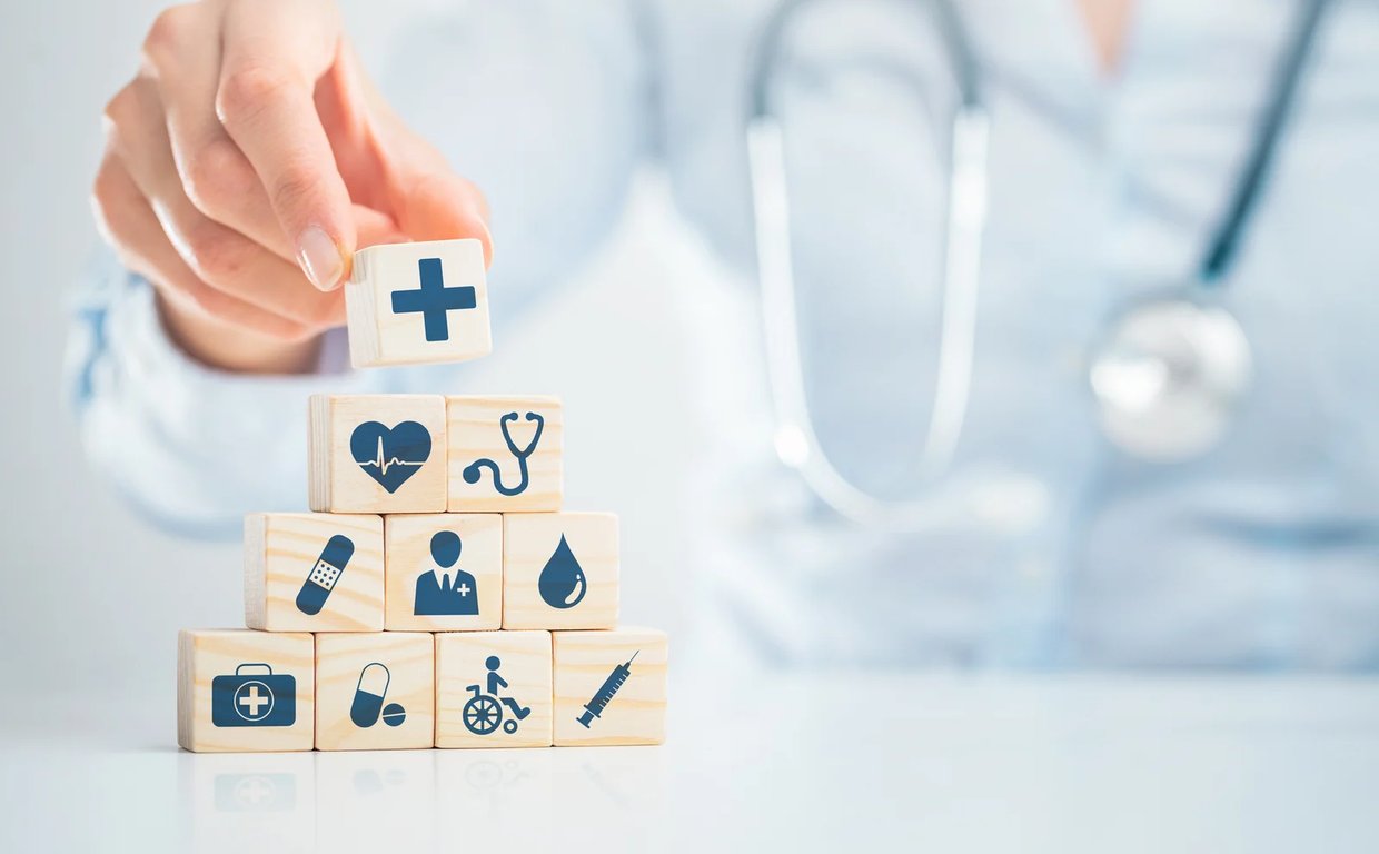آفاق الرعاية الصحية: الاتجاهات الناشئة التي تعيد تشكيل تعليم العافية والمسارات المهنية