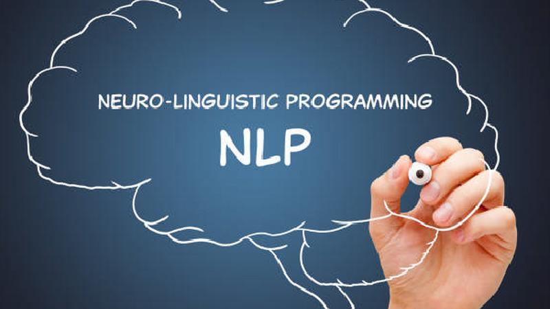 البرنامج التدريبي في البرمجة اللغوية العصبية (NLP)